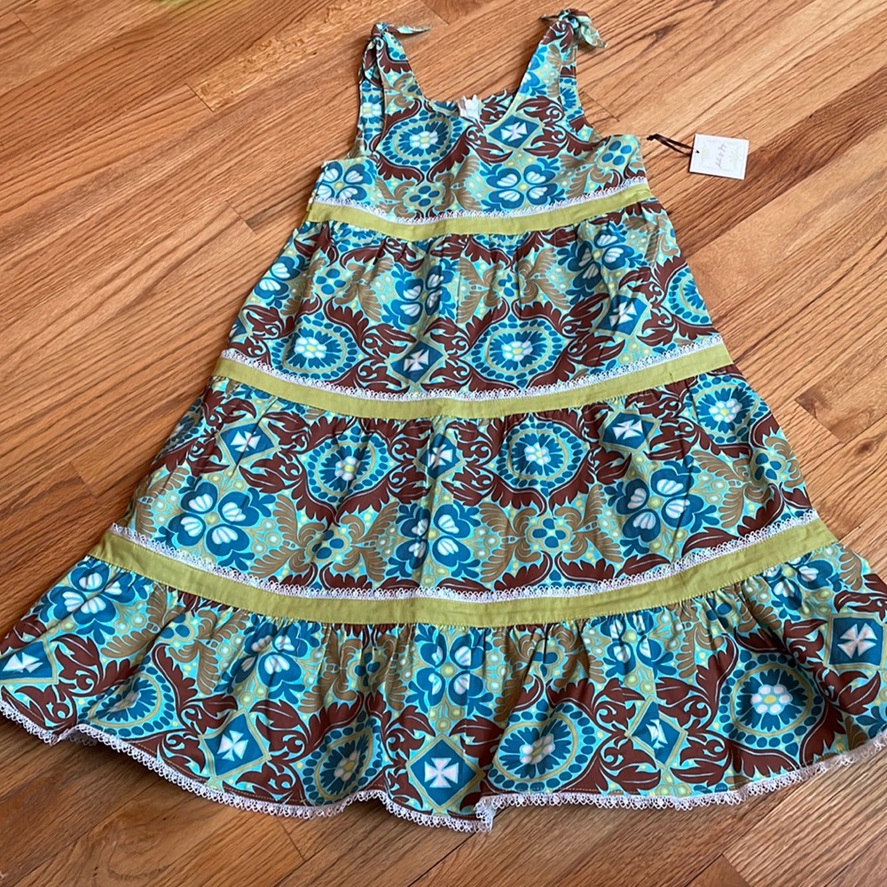 NWT- Leila and Grey dress-size 8-Absolute must have!